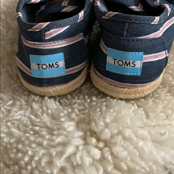 Toms Navy Pink Washed Stripe Rope Canvas Shoes 7 - Picture 6 of 7
